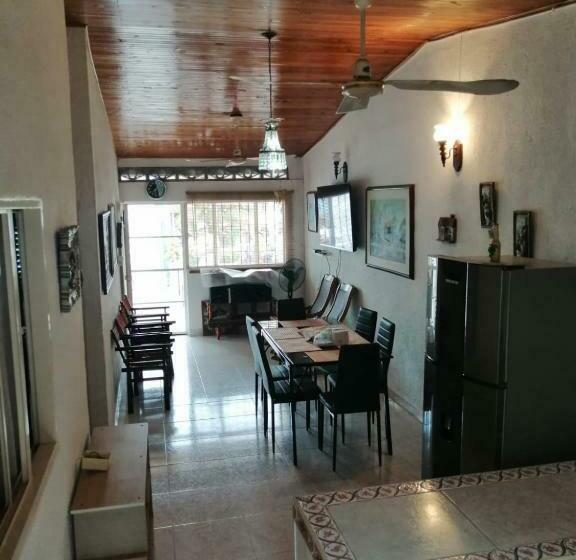 Casa Hotel Los Heroes