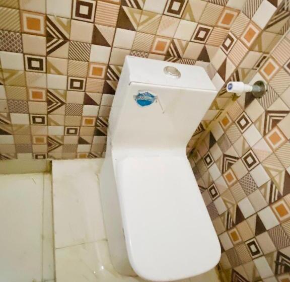 Отель Oyo 90258 Chess