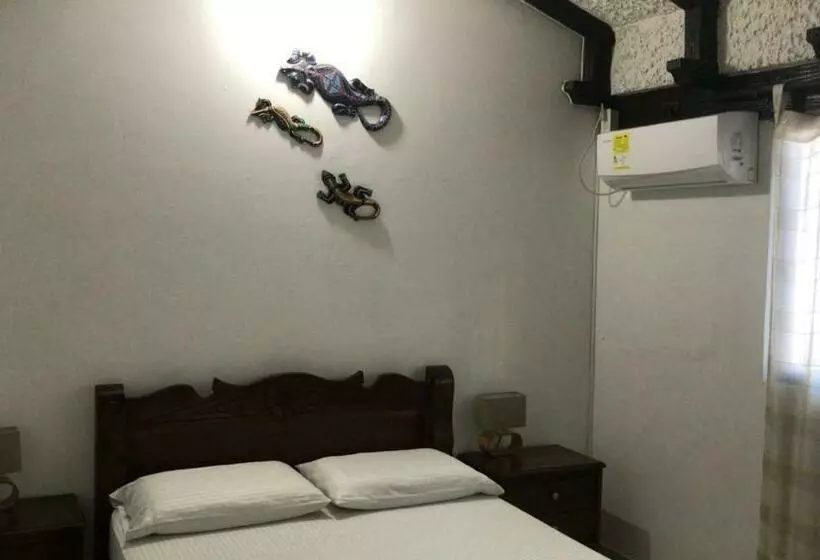 ペンション Roomis Cartagena