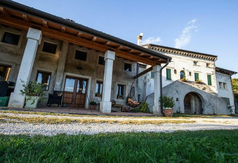 בית מלון כפרי Agriturismo Valbarè
