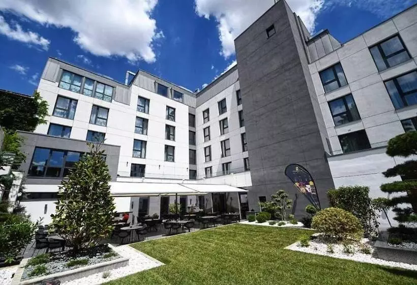 ホテル Aniroc Signature