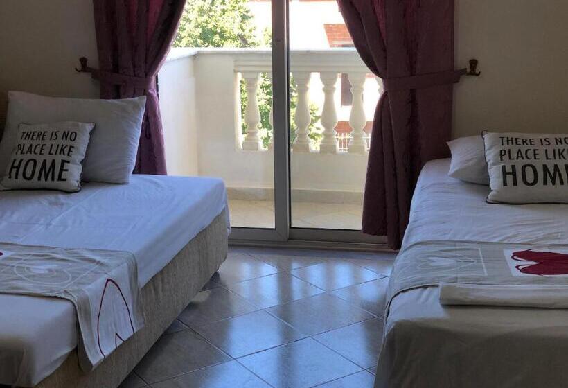 هتل Relax Apartment &