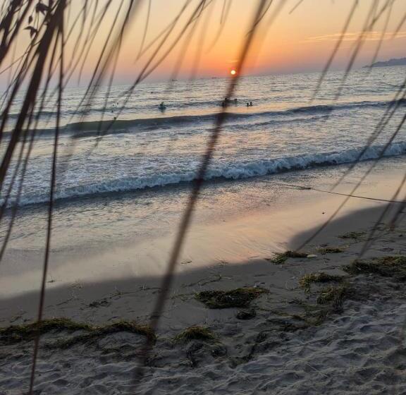 هتل Relax Apartment &