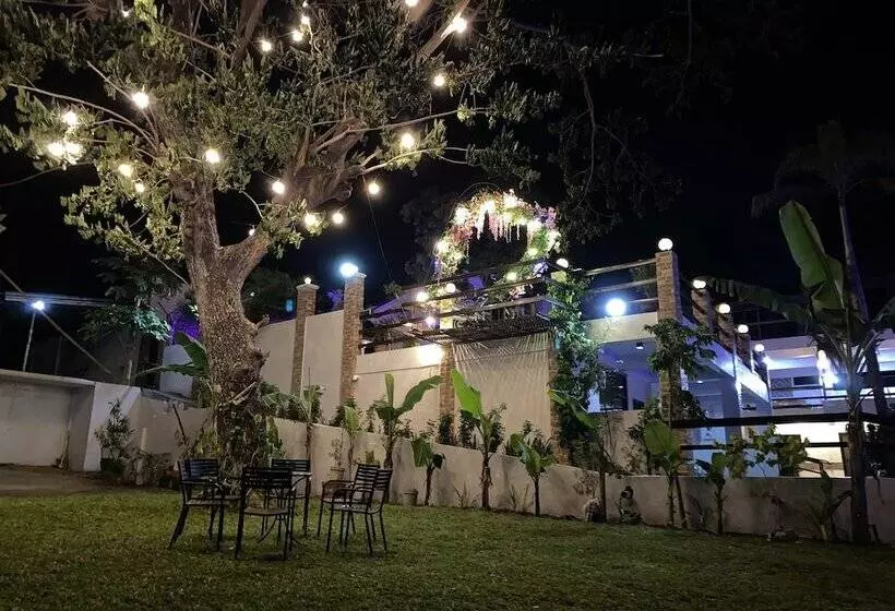 Ilawoods Resort And Sanctuary By Cocotel