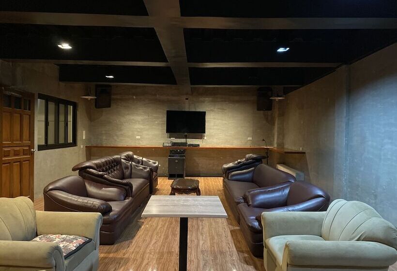 Ilawoods Resort And Sanctuary By Cocotel