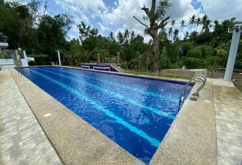 Ilawoods Resort And Sanctuary By Cocotel