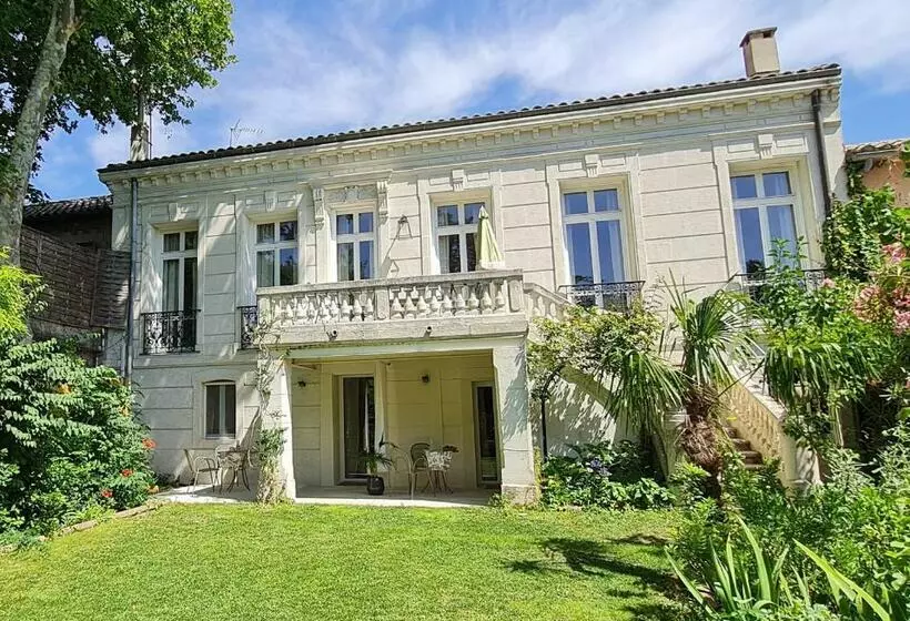 ペンション Villa Aigarden Maison D Hôtes