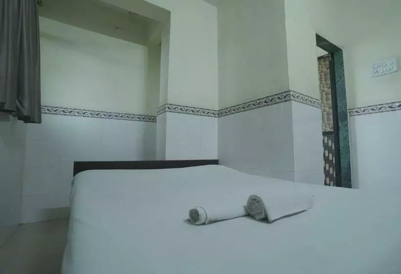 ホテル Swayam Lodging & Boarding By Wb Inn