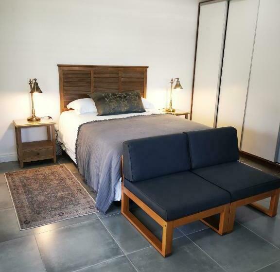 ペンション 10 Jock Meiring Guesthouse Unit 1