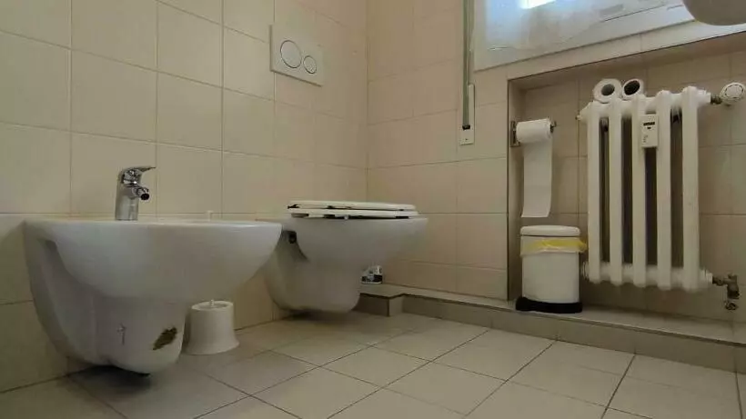 پانسیون Goldmine Guest House 2