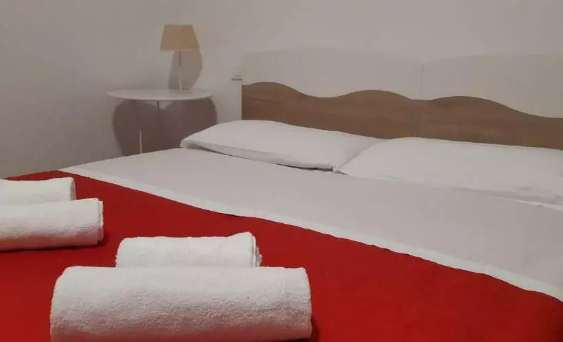 پانسیون Goldmine Guest House 2