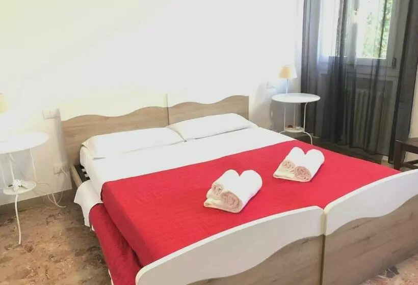 پانسیون Goldmine Guest House 2