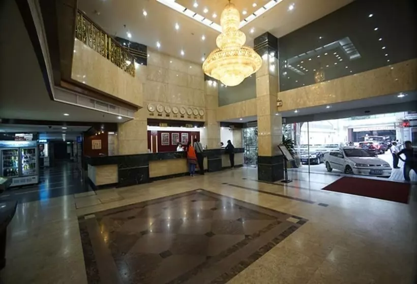 Hotel Five Rams City