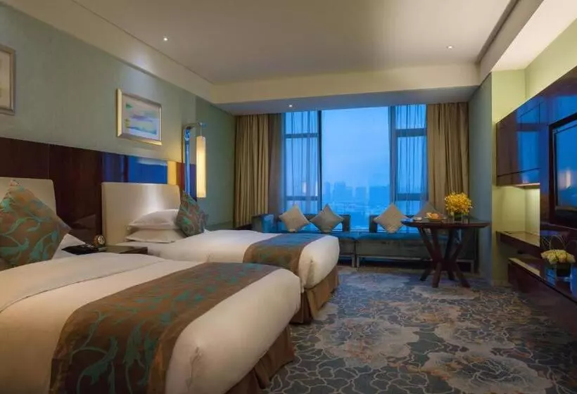 בית מלון כפרי Happiness