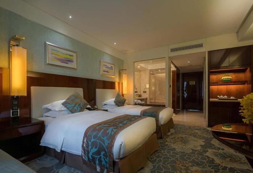 בית מלון כפרי Happiness