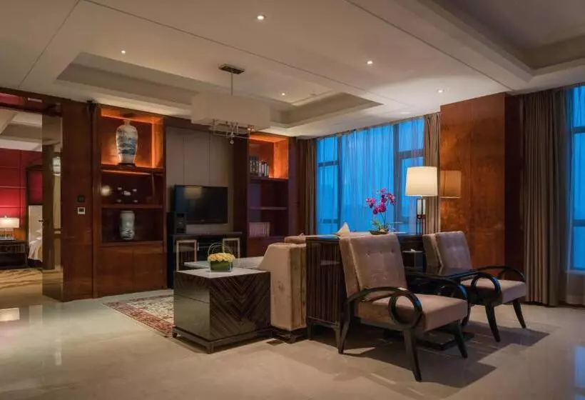 בית מלון כפרי Happiness