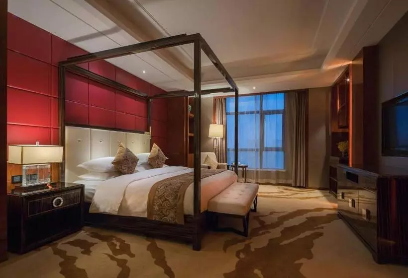 בית מלון כפרי Happiness