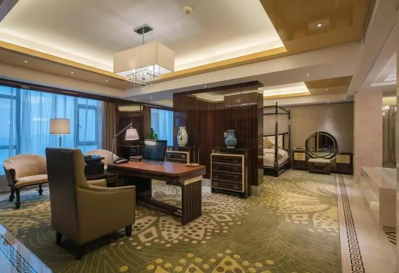 בית מלון כפרי Happiness