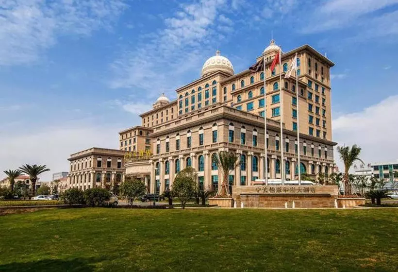 Отель Prelude Huafu