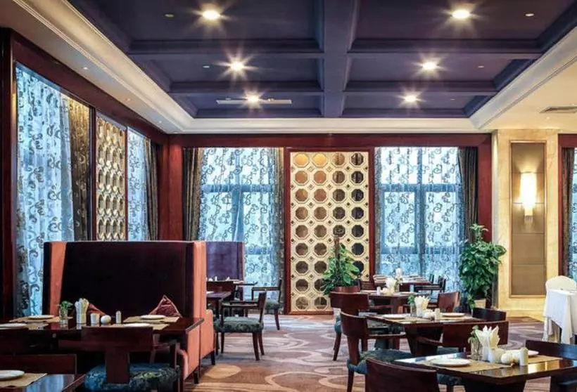 Отель Prelude Huafu