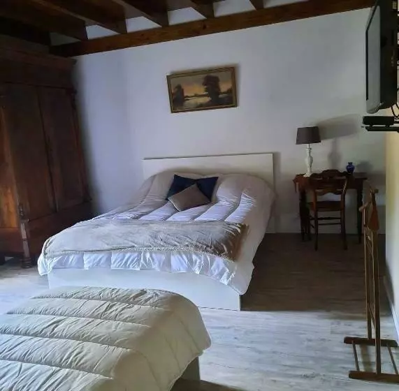 تختخواب و صبحانه L Orée Des Bois Chambre Chêne