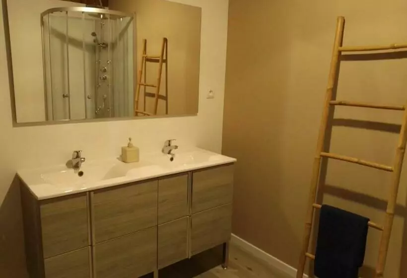 تختخواب و صبحانه L Orée Des Bois Chambre Chêne
