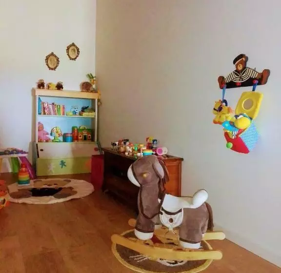 تختخواب و صبحانه L Orée Des Bois Chambre Chêne