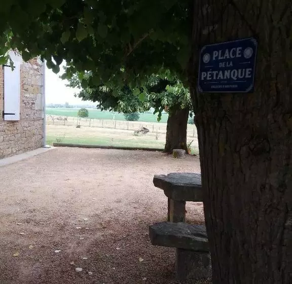 تختخواب و صبحانه L Orée Des Bois Chambre Chêne