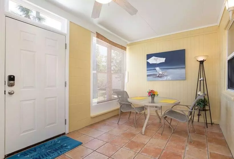 Captains Quarters B