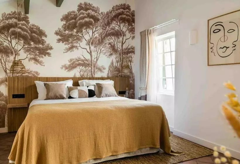 El Consul Mao   Hotel Boutique