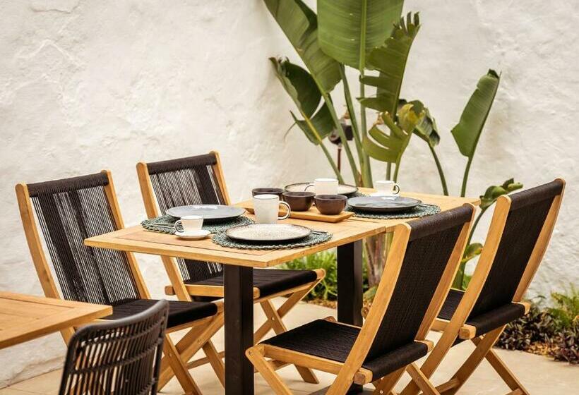 El Consul Mao   Hotel Boutique