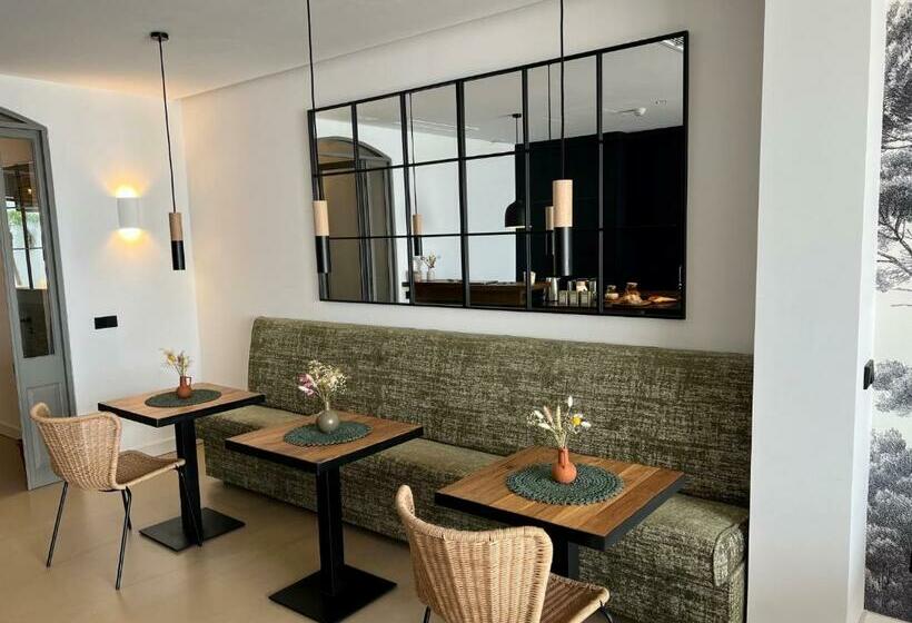 El Consul Mao   Hotel Boutique