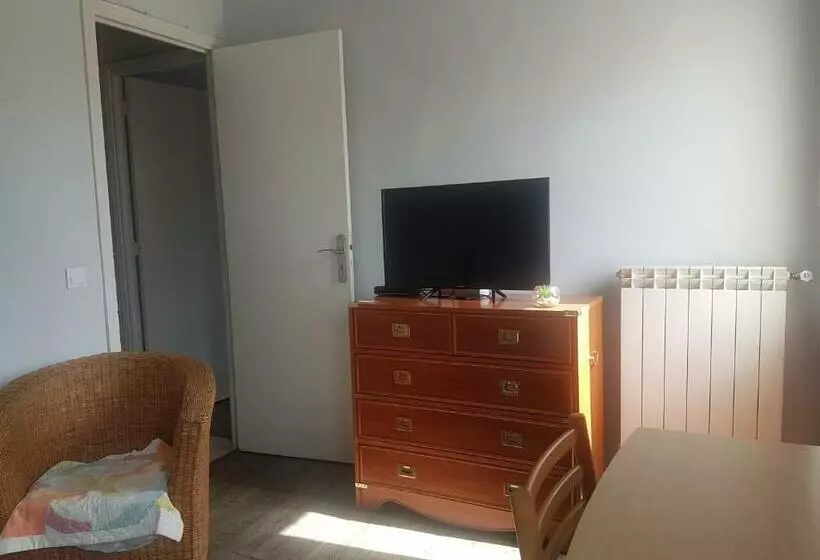 Majatalo 1er Etage Privatif Dans Une Maison