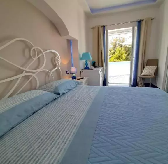 ペンション Santa Margherita Suite   Chiaiolella