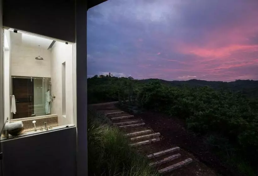 Nekupe Resort
