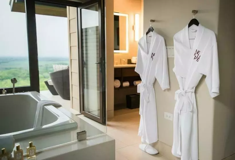 Nekupe Resort