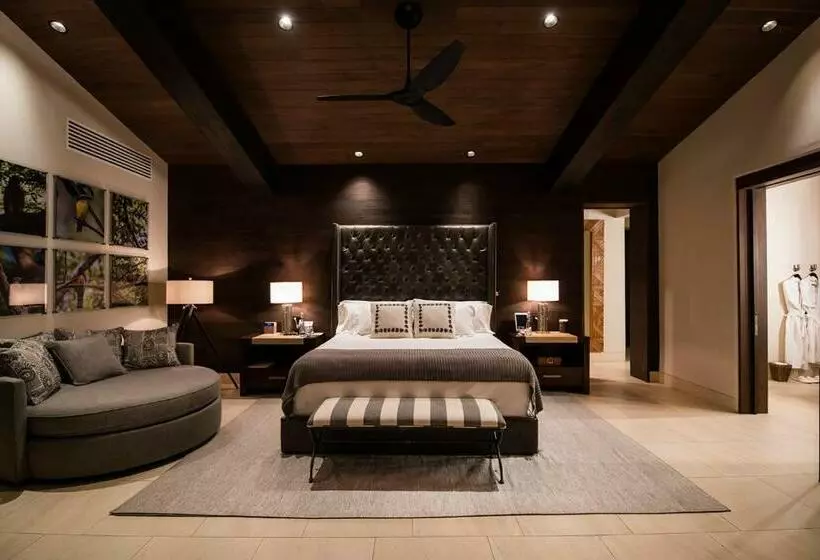 Nekupe Resort
