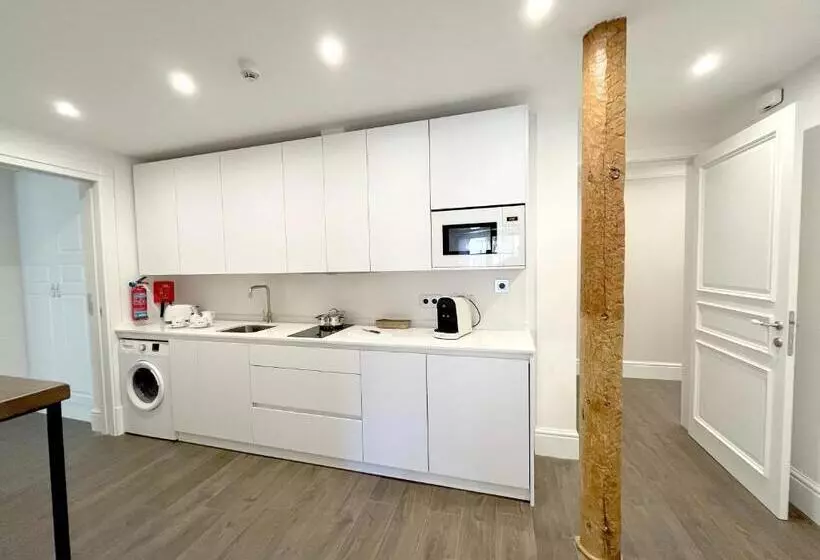 پانسیون Apartamentos El Mirador Del Poeta