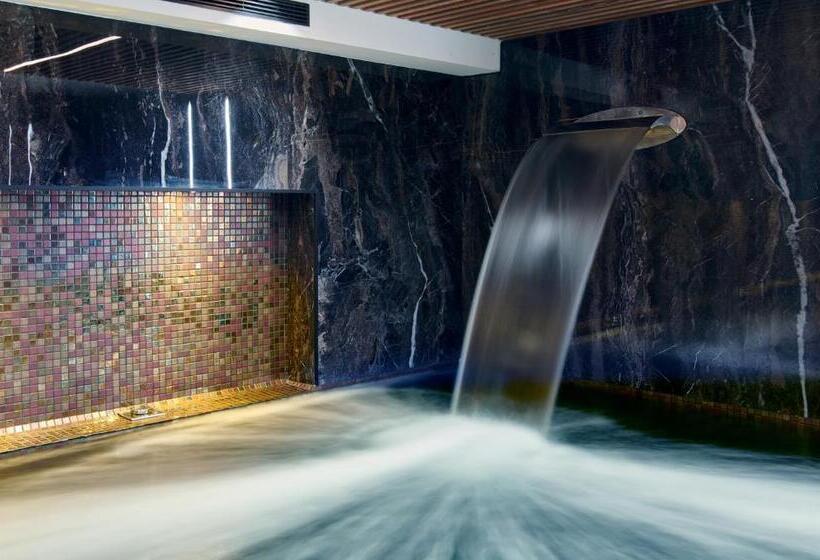 Отель Mypalace León