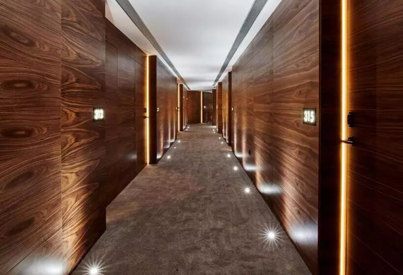 هتل Mypalace León