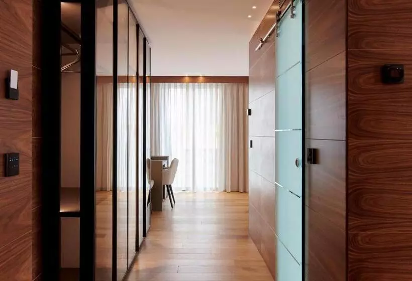 هتل Mypalace León