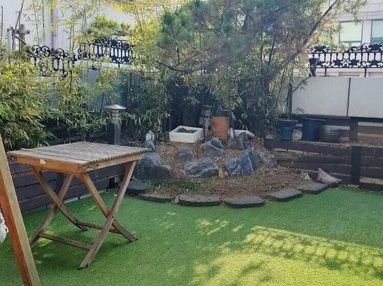 ペンション Irich House