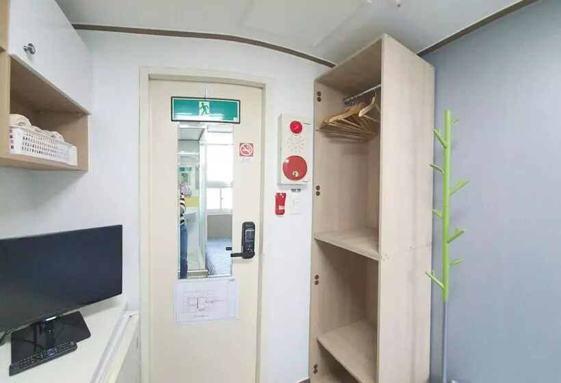 ペンション Irich House