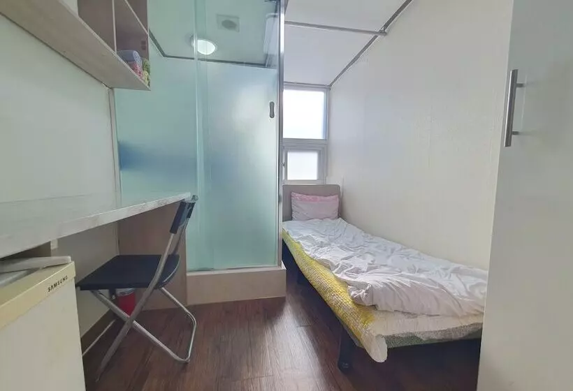 ペンション Irich House