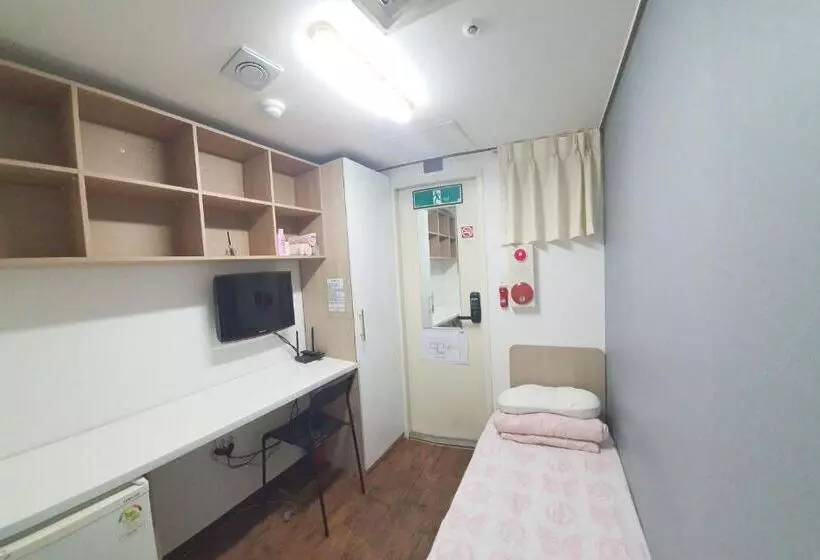 ペンション Irich House