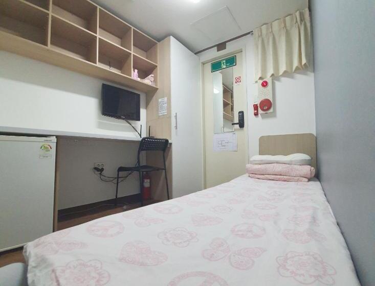 ペンション Irich House