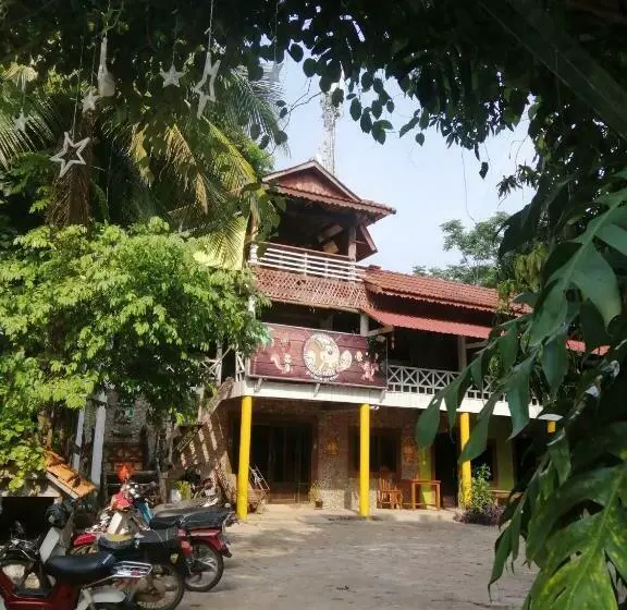 پانسیون Kep Melting Potes