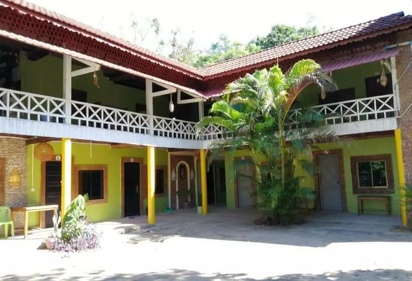 پانسیون Kep Melting Potes