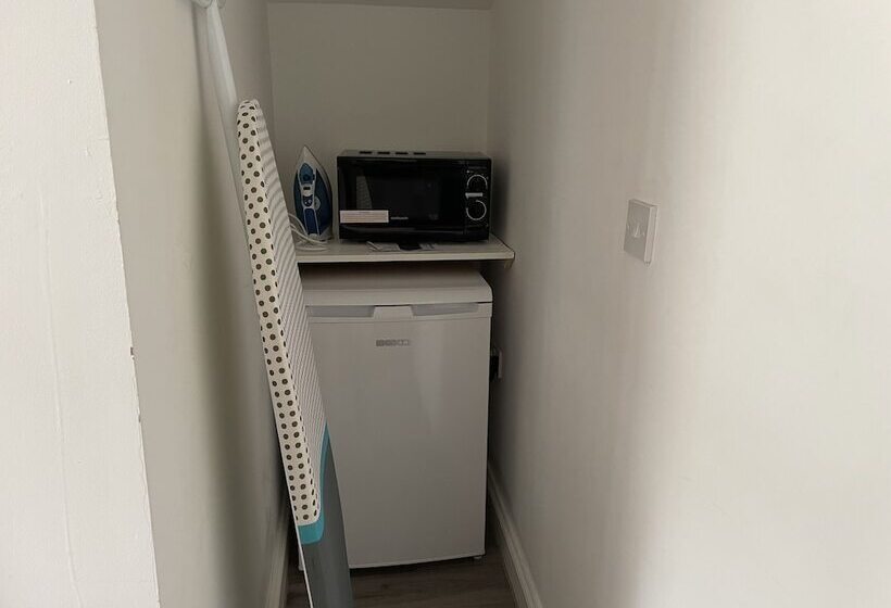 Character Town Centre ,1 Bed Flat, Boston