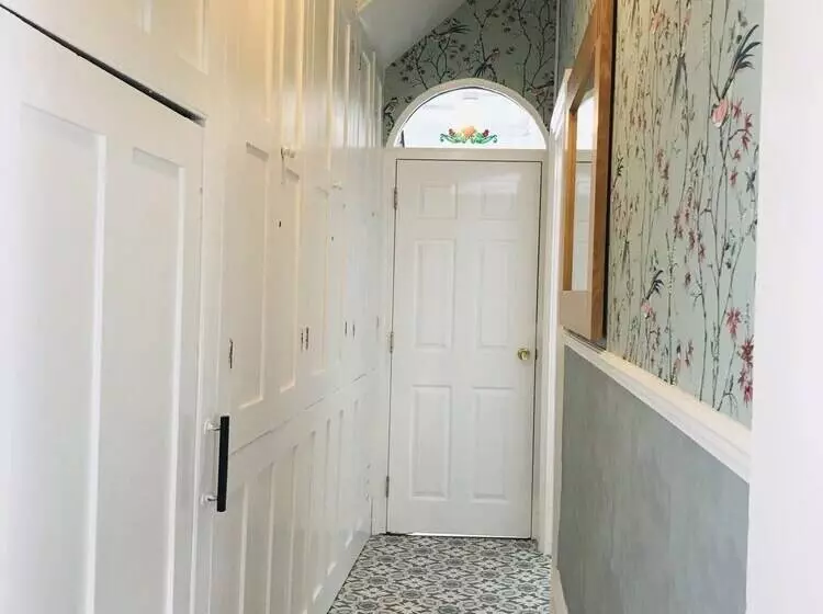 Character Town Centre ,1 Bed Flat, Boston